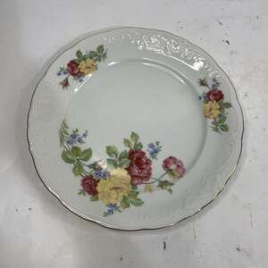 Vtg Royal Kent Collection Poland Red/Yellow Rose Gold Trim 10.25 Dinner Plate